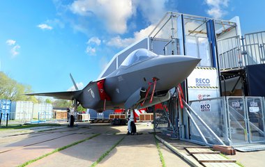 Temporary platform lift placed at wheelchair friendly event: the Invictus Games The Hague (NL)